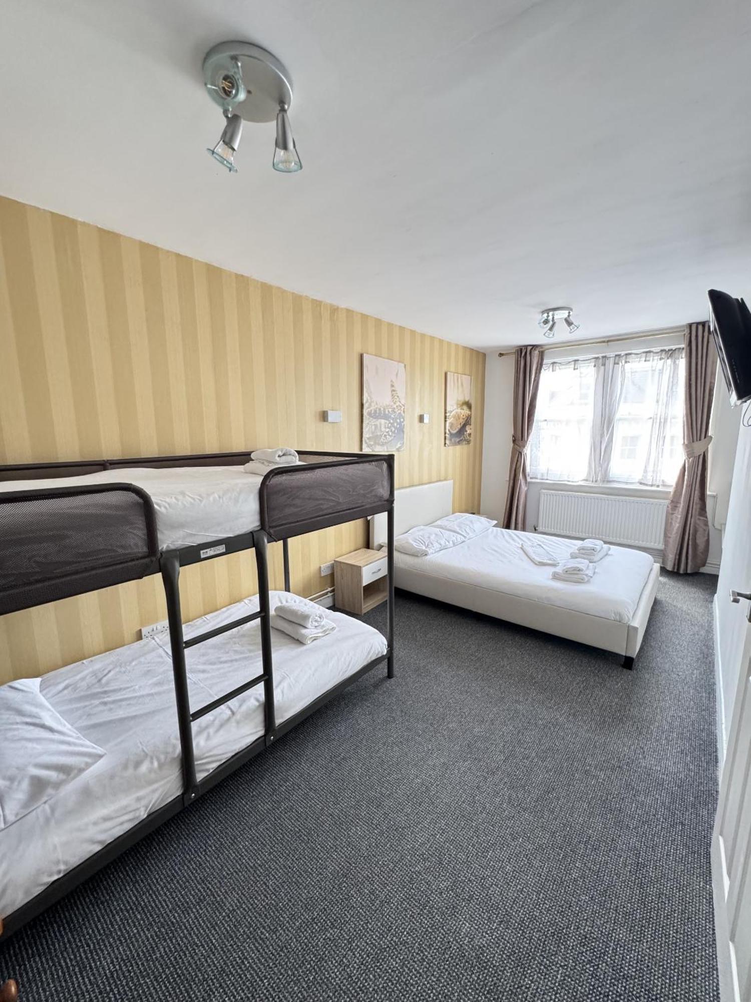 Carlton Court Hotel Tournoi d'Eastbourne Chambre photo